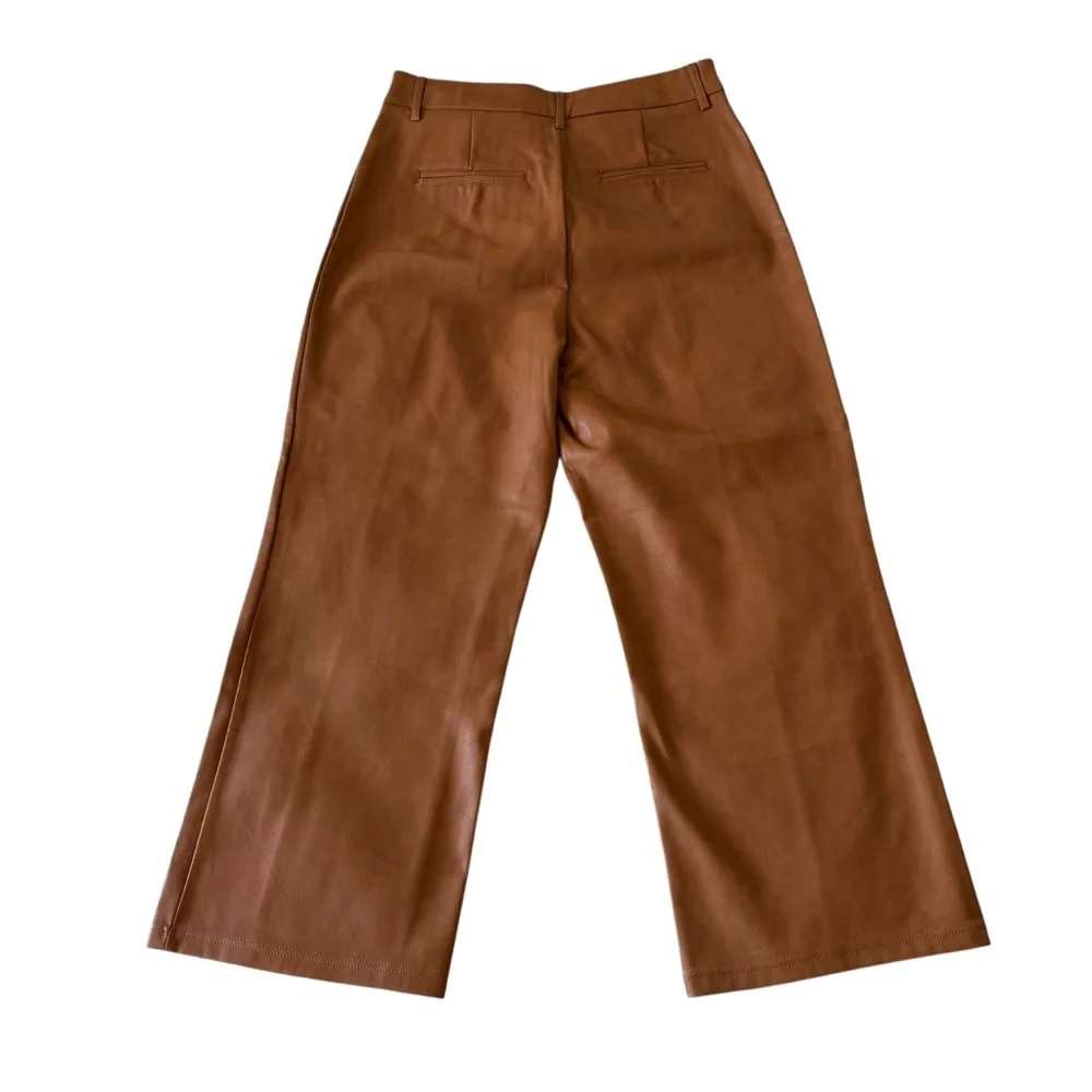 Faux Leather Wide Leg Cropped Pants - Picture 3 of 4